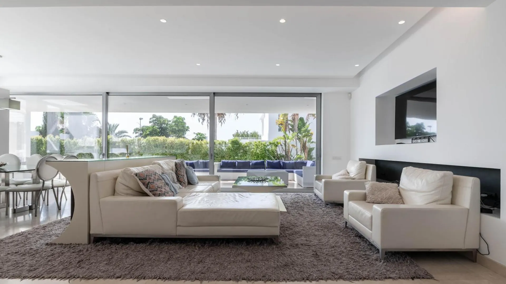 Moderna Villa De Lujo En Alquiler Vacacional En Μαρμπέλλα 0*,